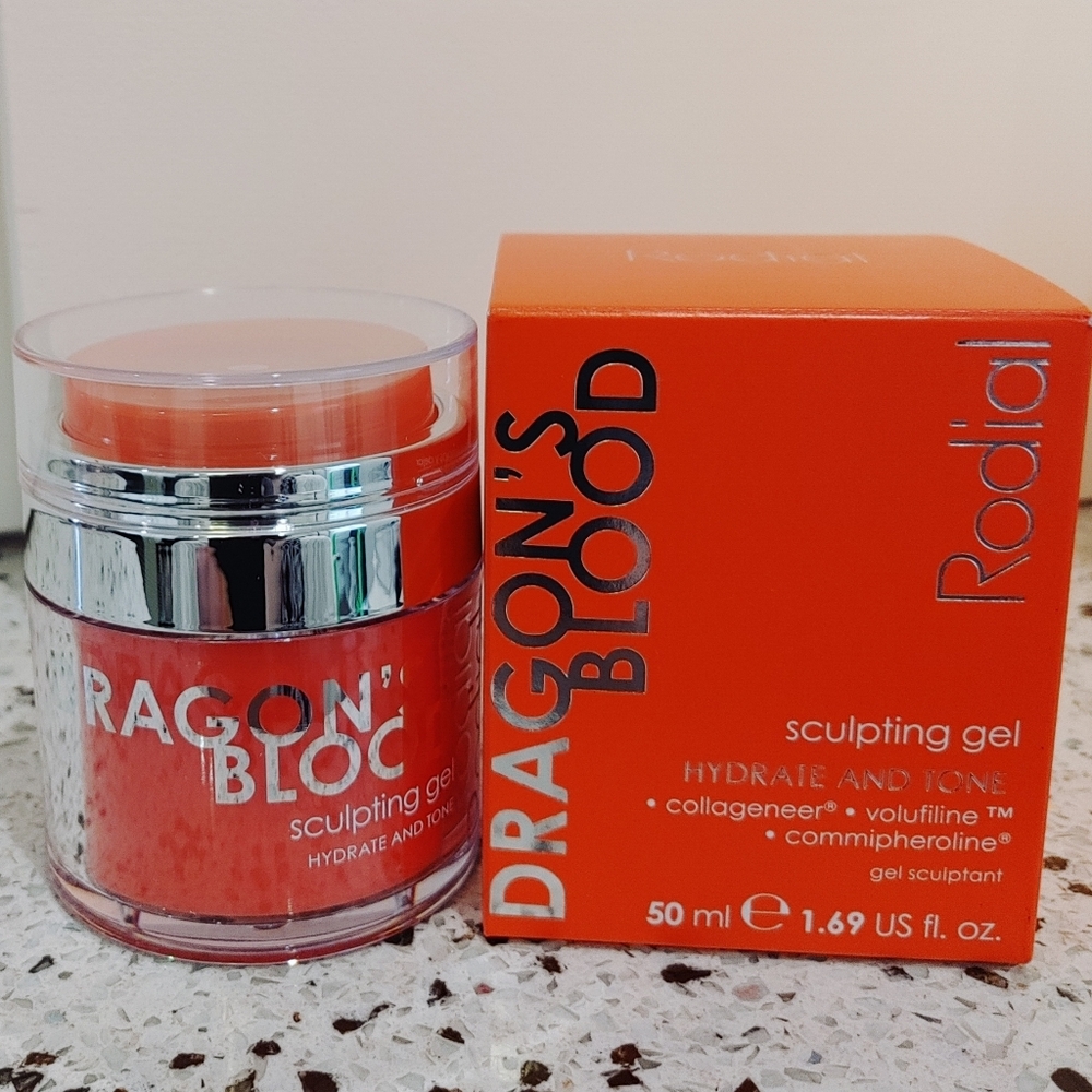 Rodial Dragon's Blood Sculpting Gel 50ml Hydrate & Tone